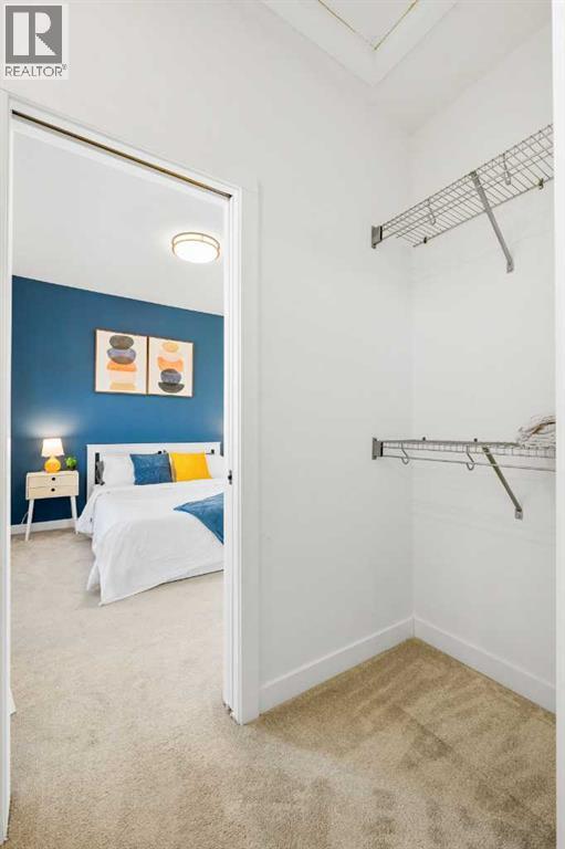 Single Family House for Sale in Unit    Avenue NW Capitol Hill Calgary 