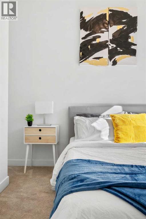 Single Family House for Sale in Unit    Avenue NW Capitol Hill Calgary 