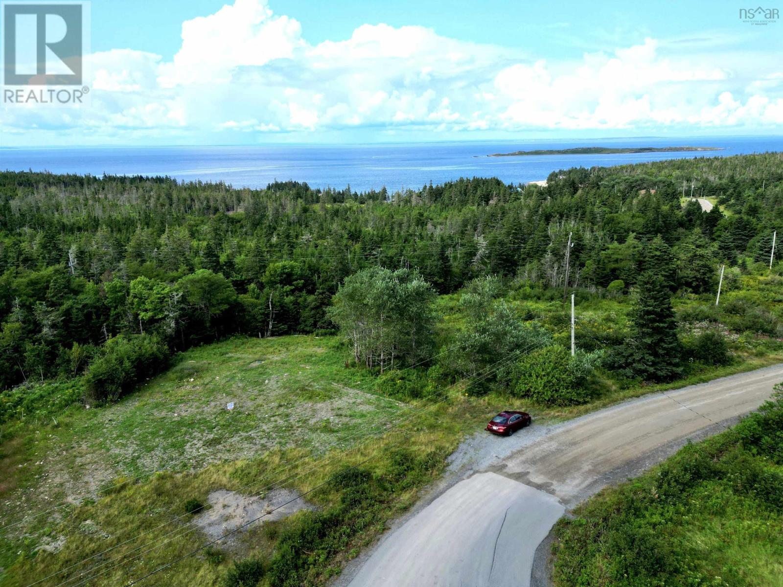 Property 1 of 4 of Highway 16