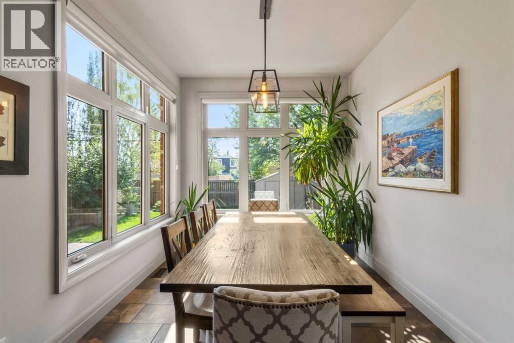 Single Family House for Sale in   Avenue NE Winston Heights/Mountview Calgary 