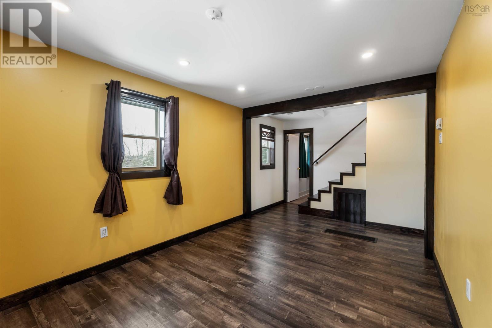 Property 23 of 38 of 1055 Northfield Road