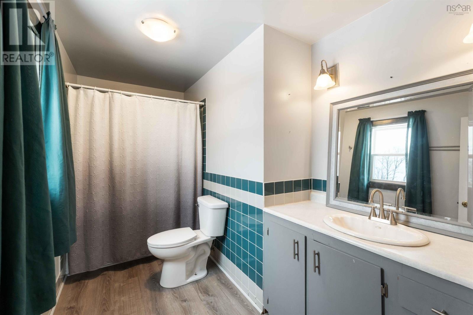 Property 27 of 38 of 1055 Northfield Road