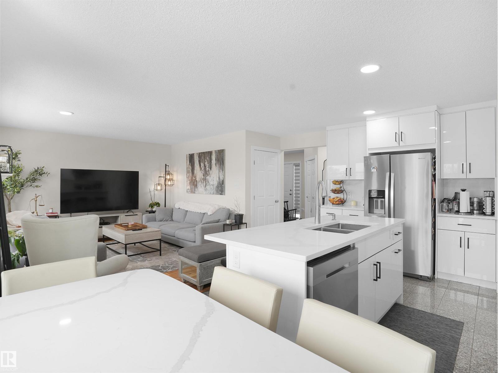 16214 92 ST NW, Edmonton