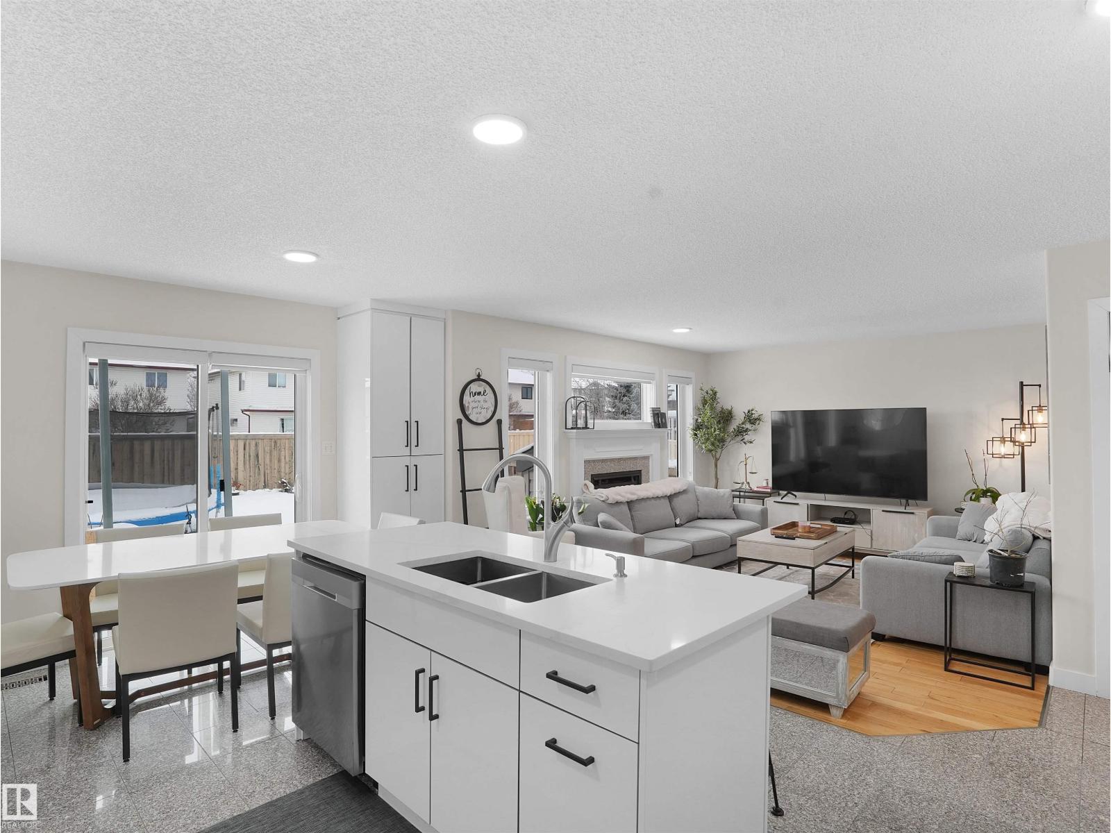 16214 92 ST NW, Edmonton