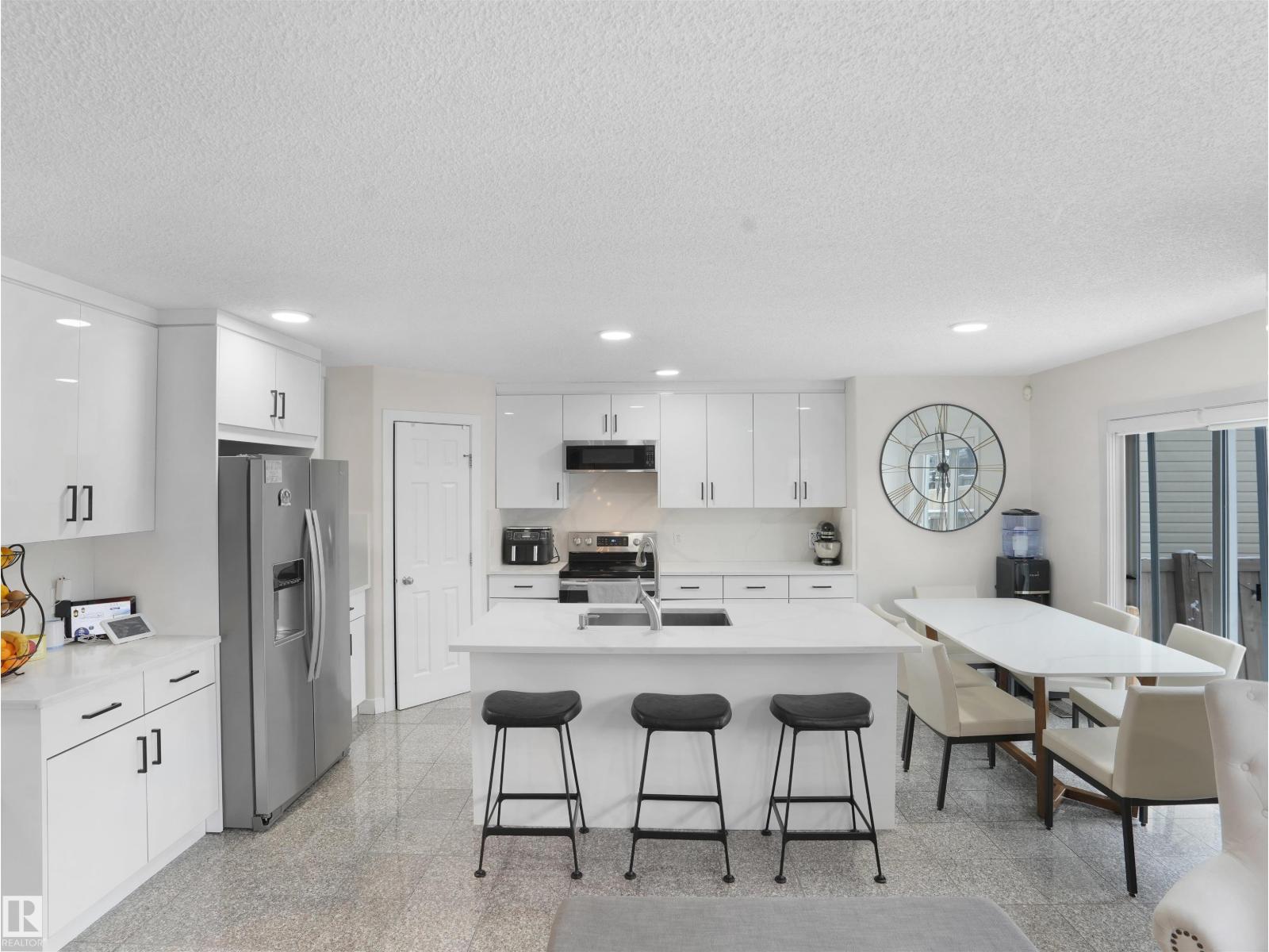 16214 92 ST NW, Edmonton