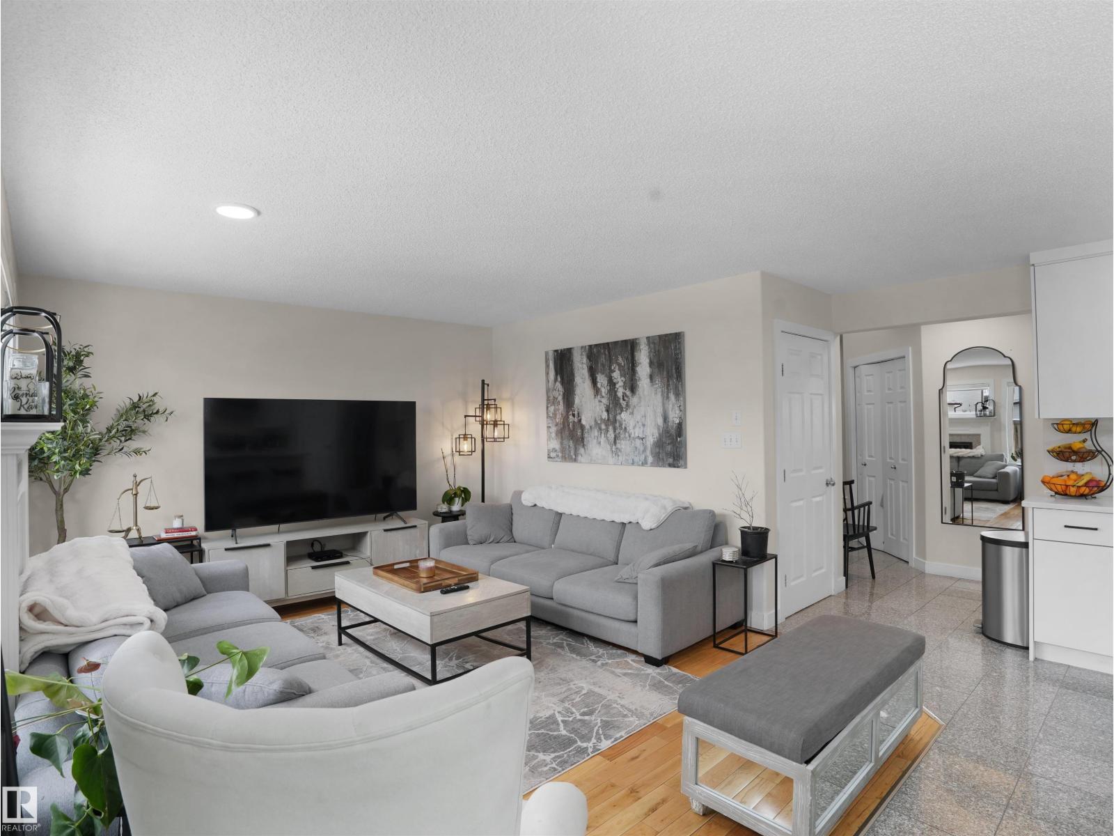 16214 92 ST NW, Edmonton