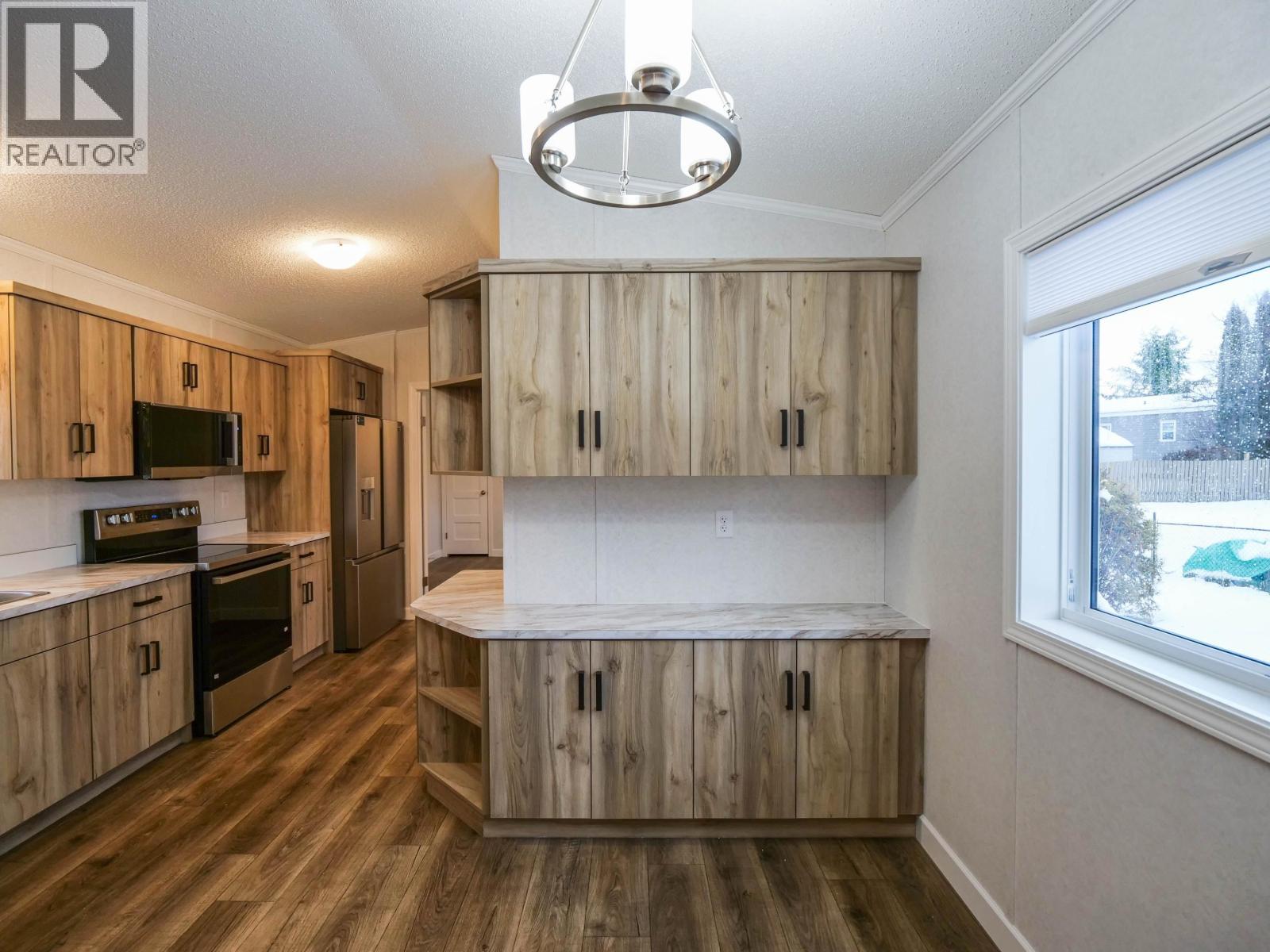 41 602 ELM STREET, Quesnel