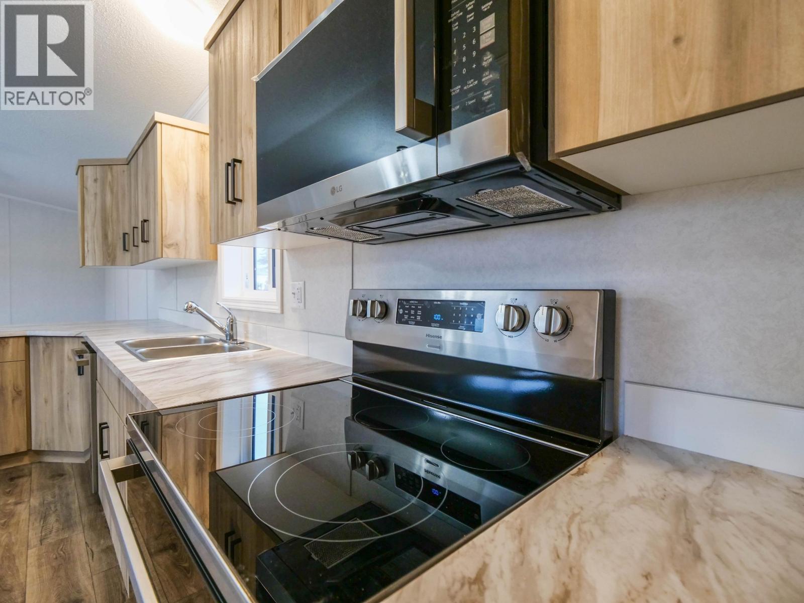 41 602 ELM STREET, Quesnel