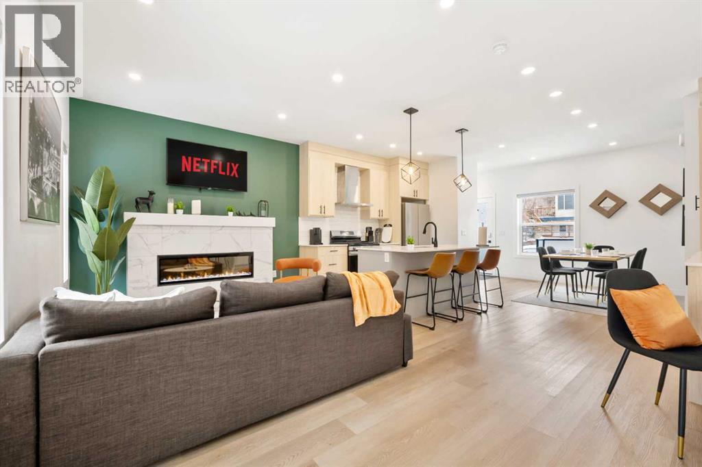 Single Family House for Sale in Unit    Avenue NW Capitol Hill Calgary 