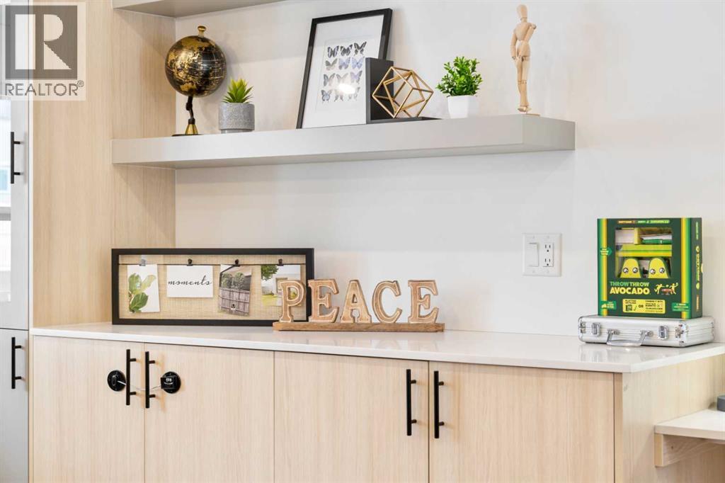 Single Family House for Sale in Unit    Avenue NW Capitol Hill Calgary 