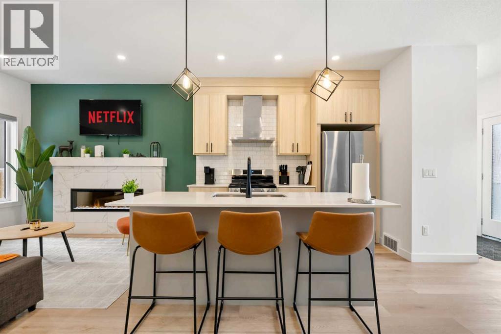 Single Family House for Sale in Unit    Avenue NW Capitol Hill Calgary 