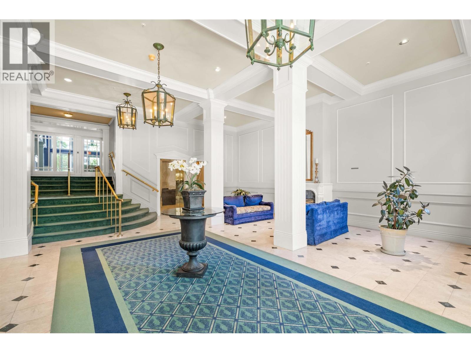 216 5735 HAMPTON PLACE, Vancouver