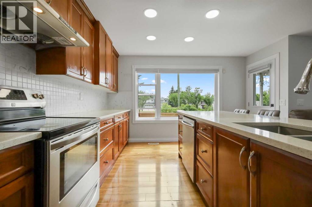 Single Family House for Sale in  Coventry Green NE Coventry Hills Calgary 