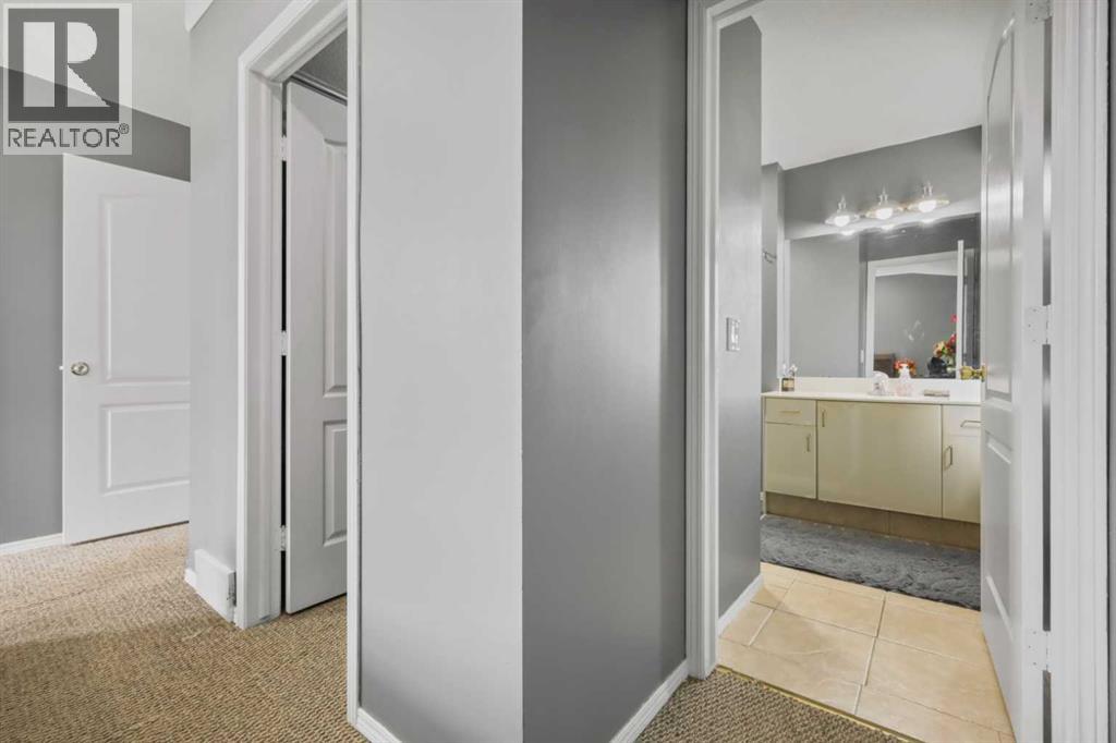 Single Family House for Sale in  Coventry Green NE Coventry Hills Calgary 