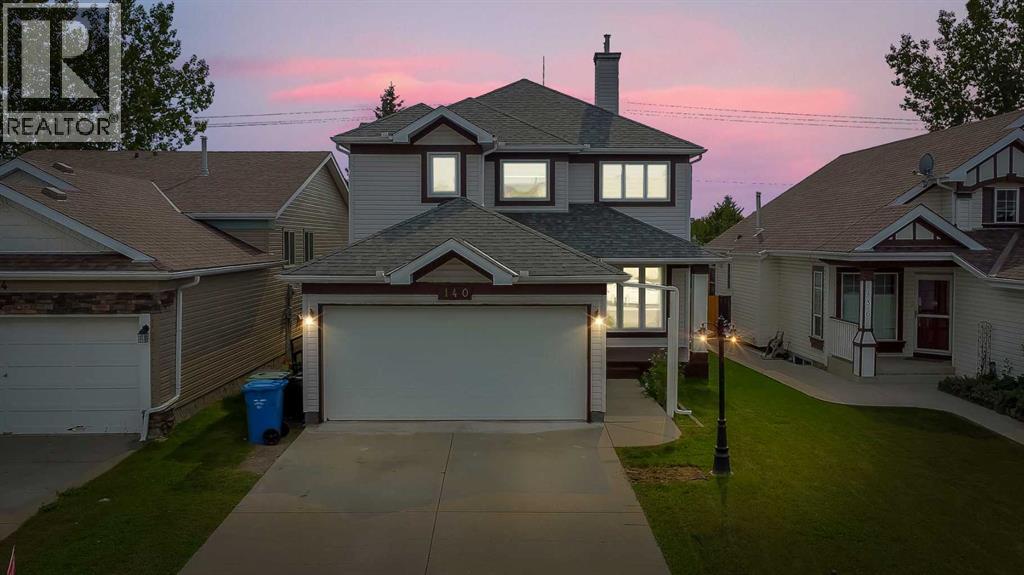 Single Family House for Sale in  Coventry Green NE Coventry Hills Calgary 