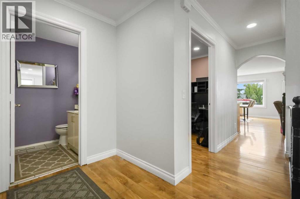 Single Family House for Sale in  Coventry Green NE Coventry Hills Calgary 