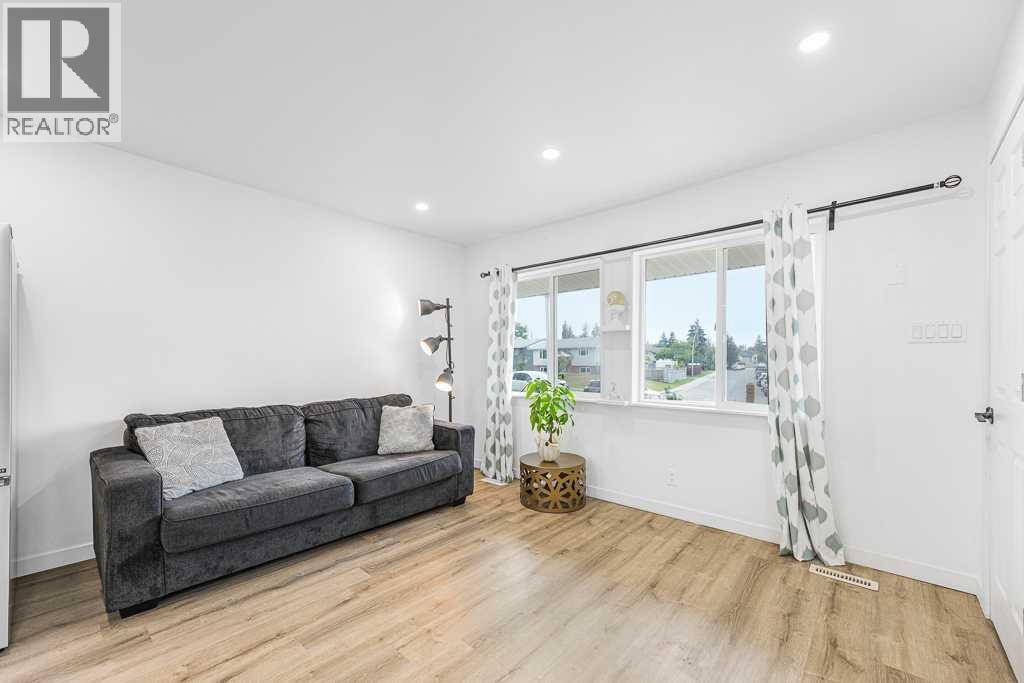 Single Family House Bungalow for Sale in   Avenue NE Huntington Hills Calgary 