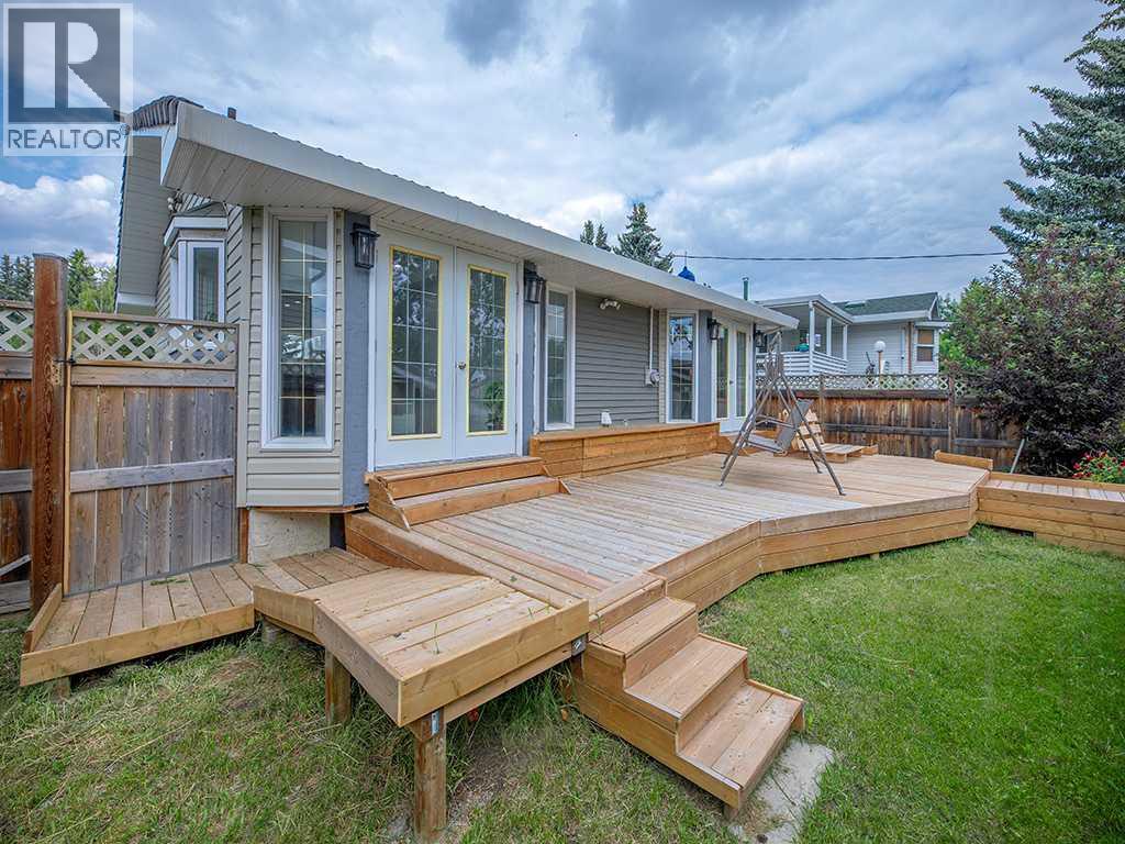 Single Family House Bungalow for Sale in   Avenue NE Huntington Hills Calgary 
