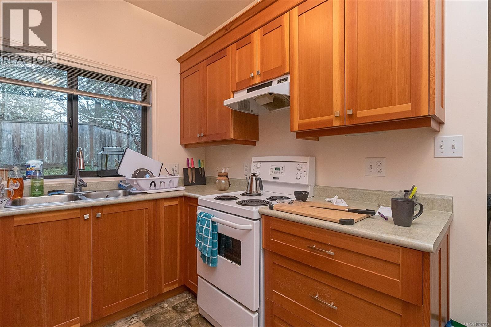  1509 Lynnfield Place, Saanich