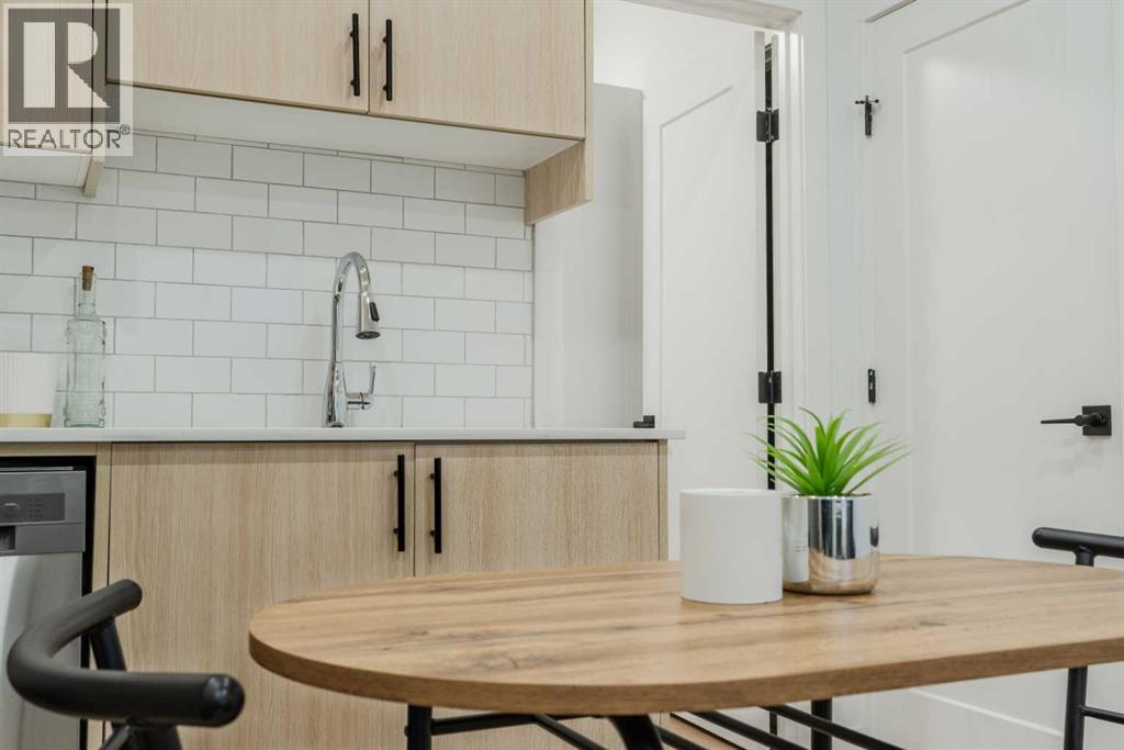 Single Family House for Sale in Unit B   Avenue NW Capitol Hill Calgary 