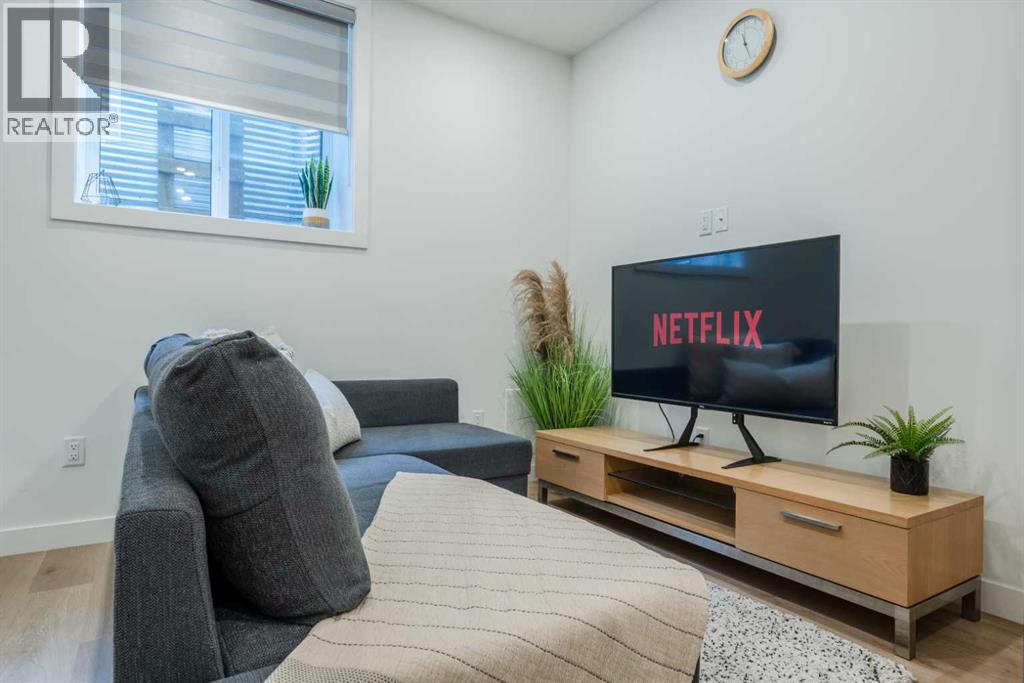 Single Family House for Sale in Unit B   Avenue NW Capitol Hill Calgary 