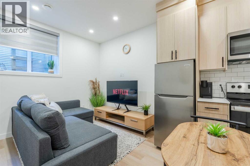 Single Family House for Sale in Unit B   Avenue NW Capitol Hill Calgary 