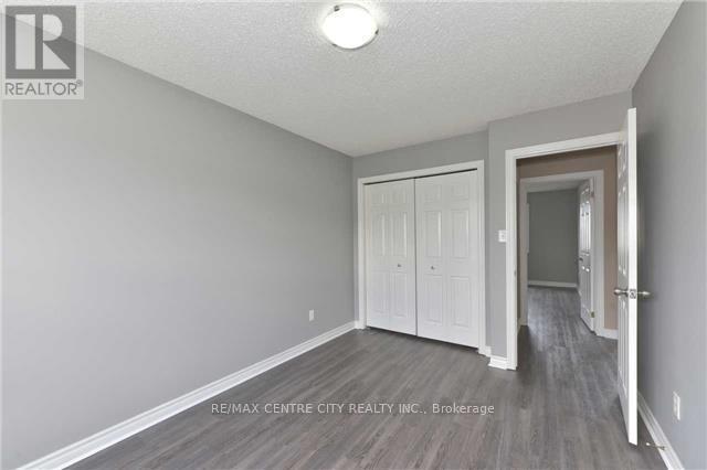 #31 600 SARNIA ROAD - 10
