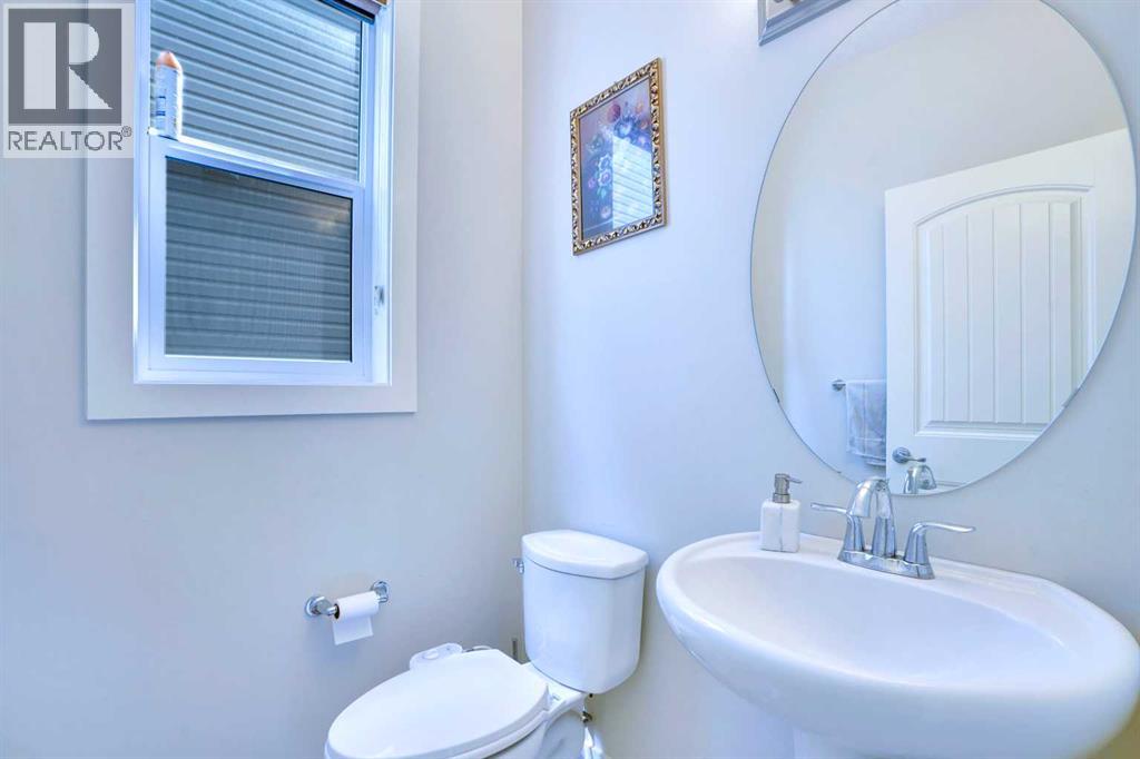 Single Family House for Sale in  Saddlelake Gardens NE Saddle Ridge Calgary 