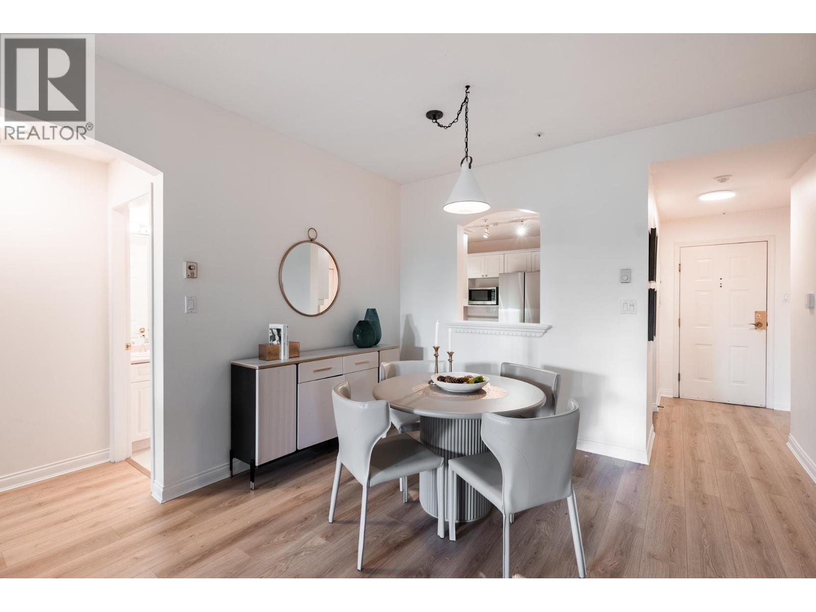 104 5835 HAMPTON PLACE, Vancouver