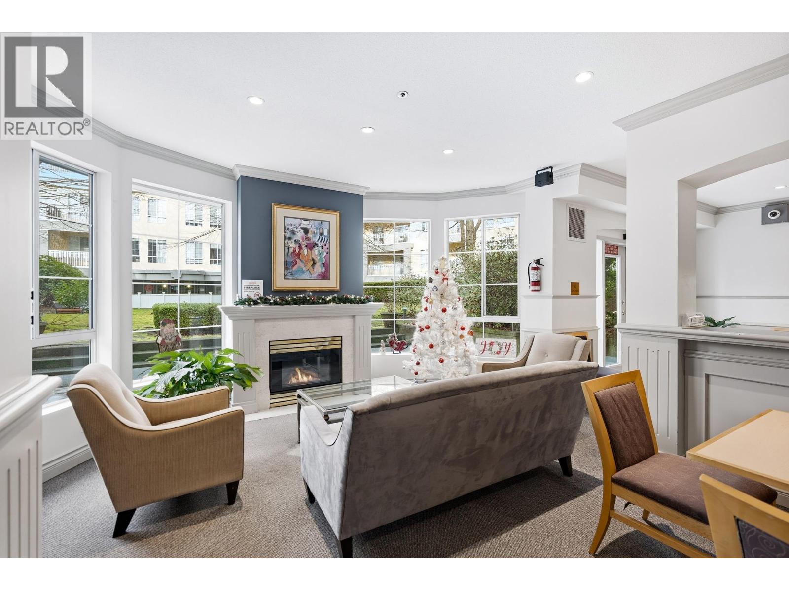 104 5835 HAMPTON PLACE, Vancouver