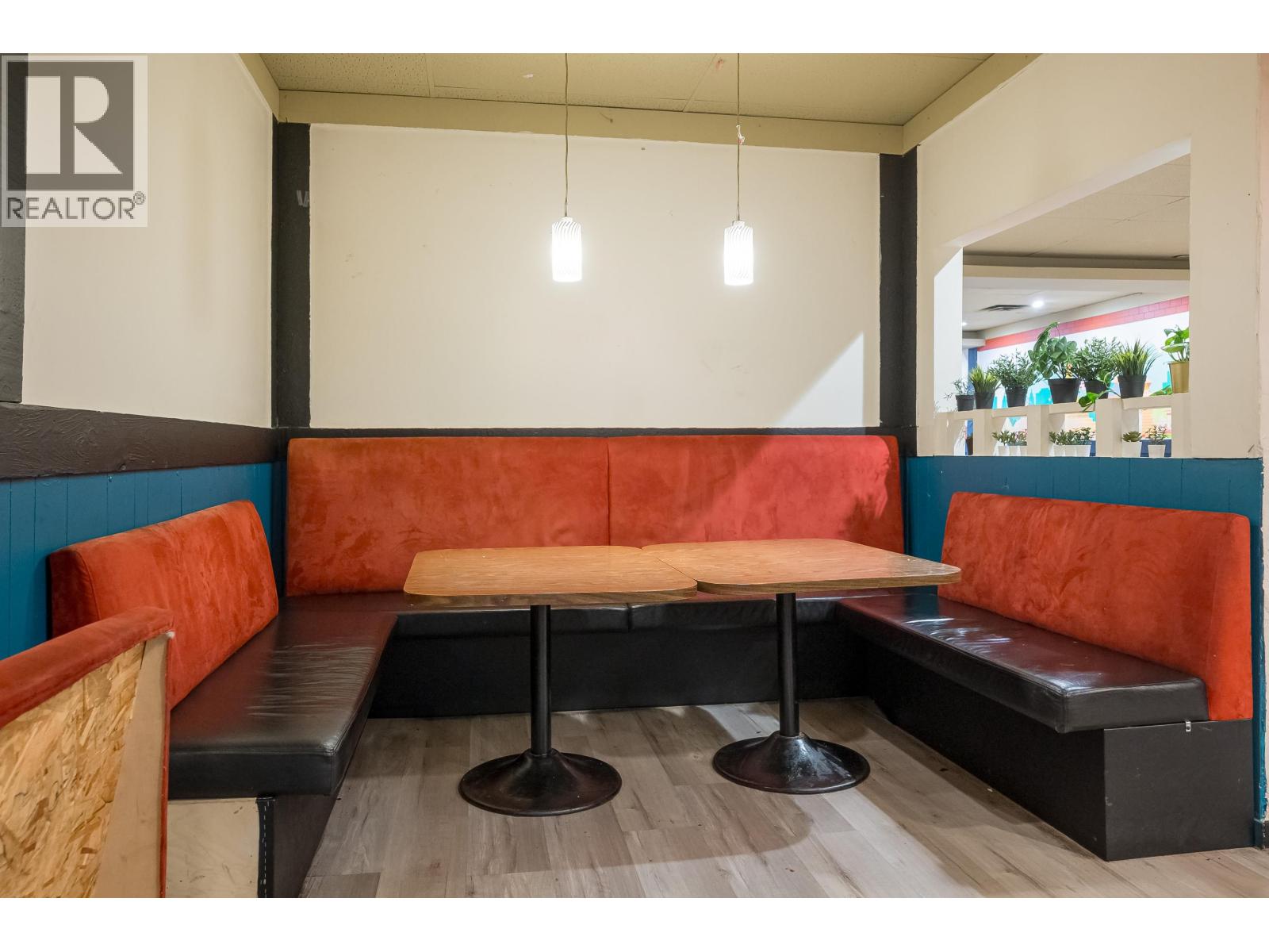 6372 FRASER STREET, Vancouver