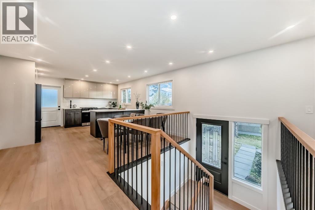 Single Family House Bi-level for Sale in  Dalgetty Place NW Dalhousie Calgary 