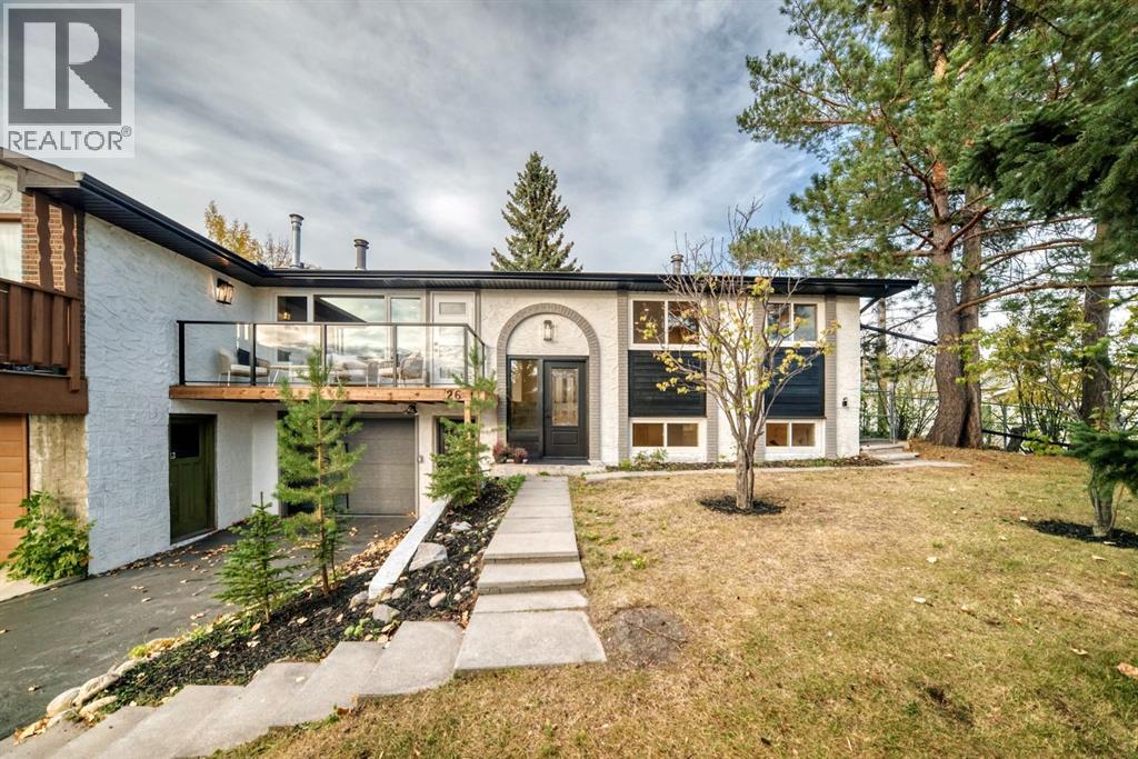 Single Family House Bi-level for Sale in  Dalgetty Place NW Dalhousie Calgary 