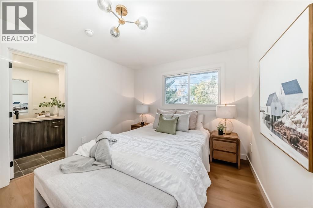 Single Family House Bi-level for Sale in  Dalgetty Place NW Dalhousie Calgary 