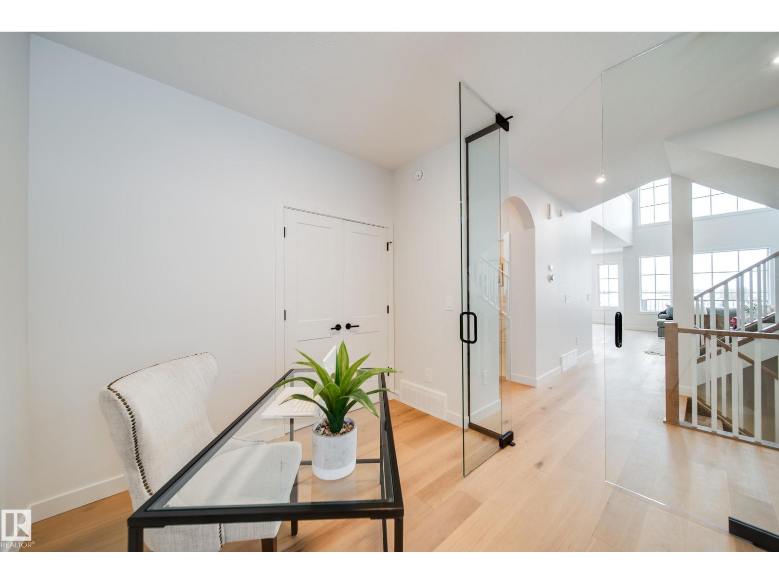 96 Chelles WD, St. Albert