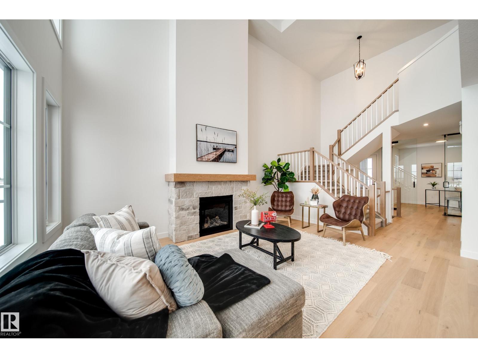 96 Chelles WD, St. Albert