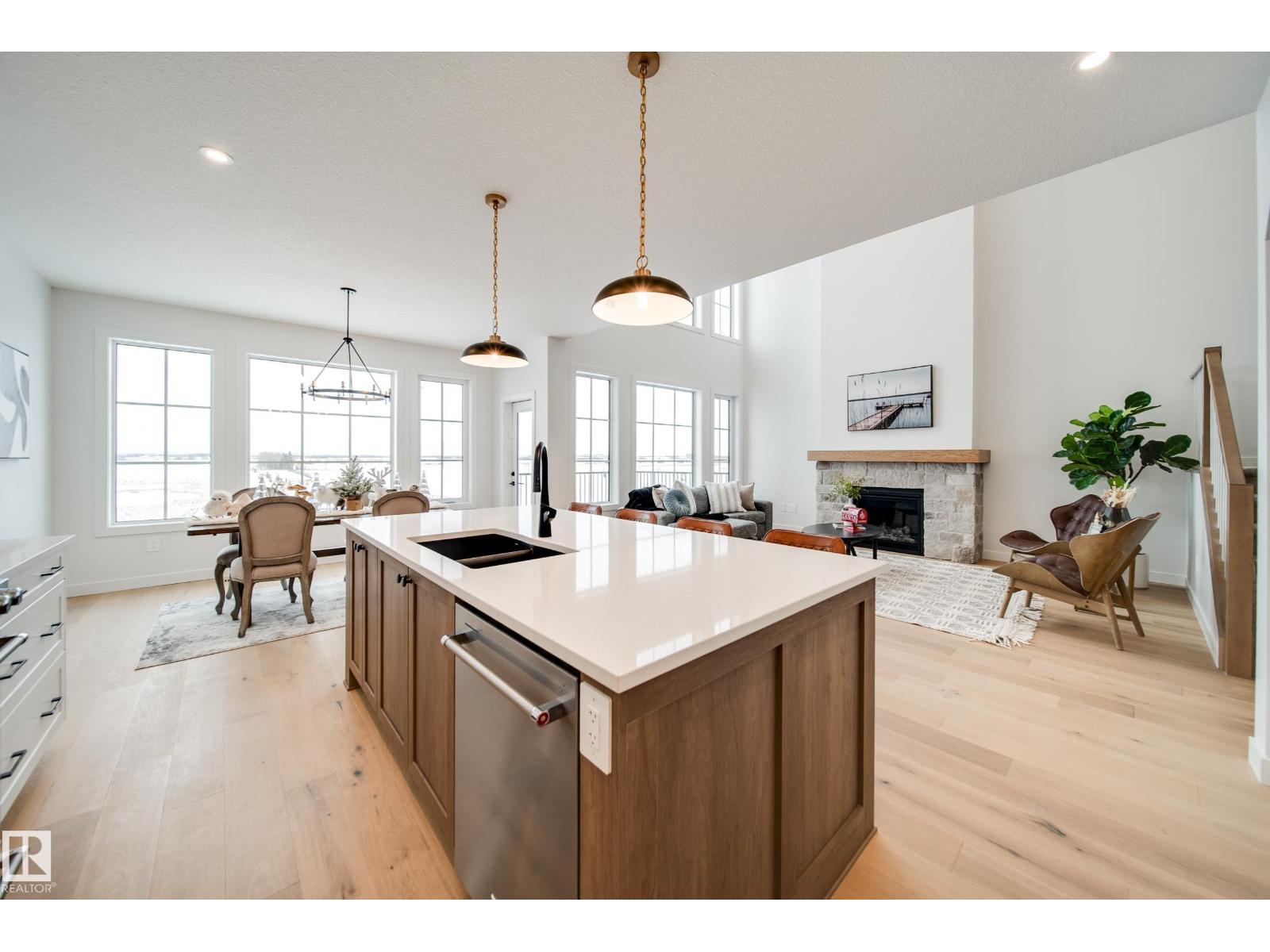 96 Chelles WD, St. Albert