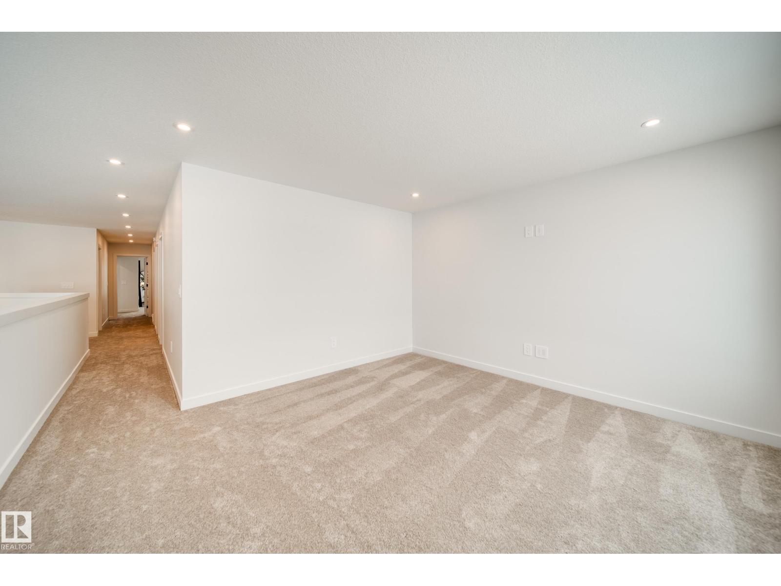 96 Chelles WD, St. Albert