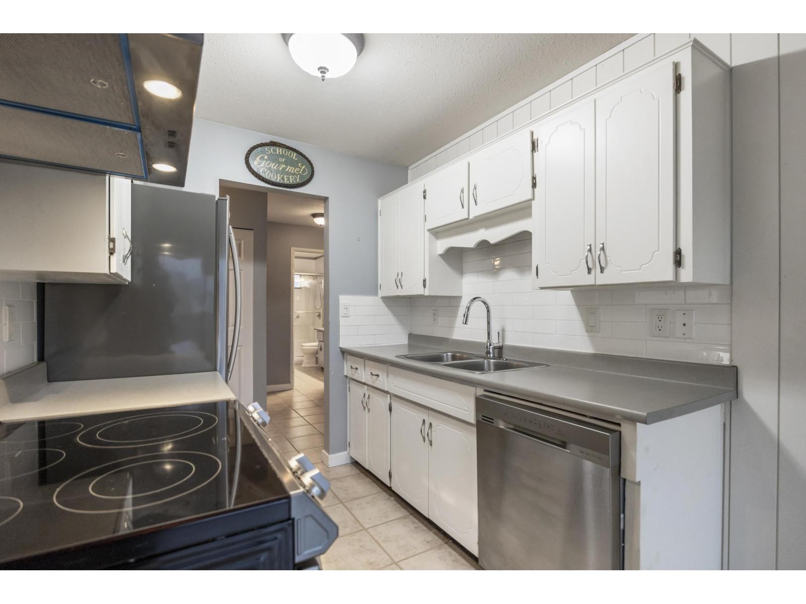 34 7455 HURON STREET, Sardis West Vedder, Chilliwack