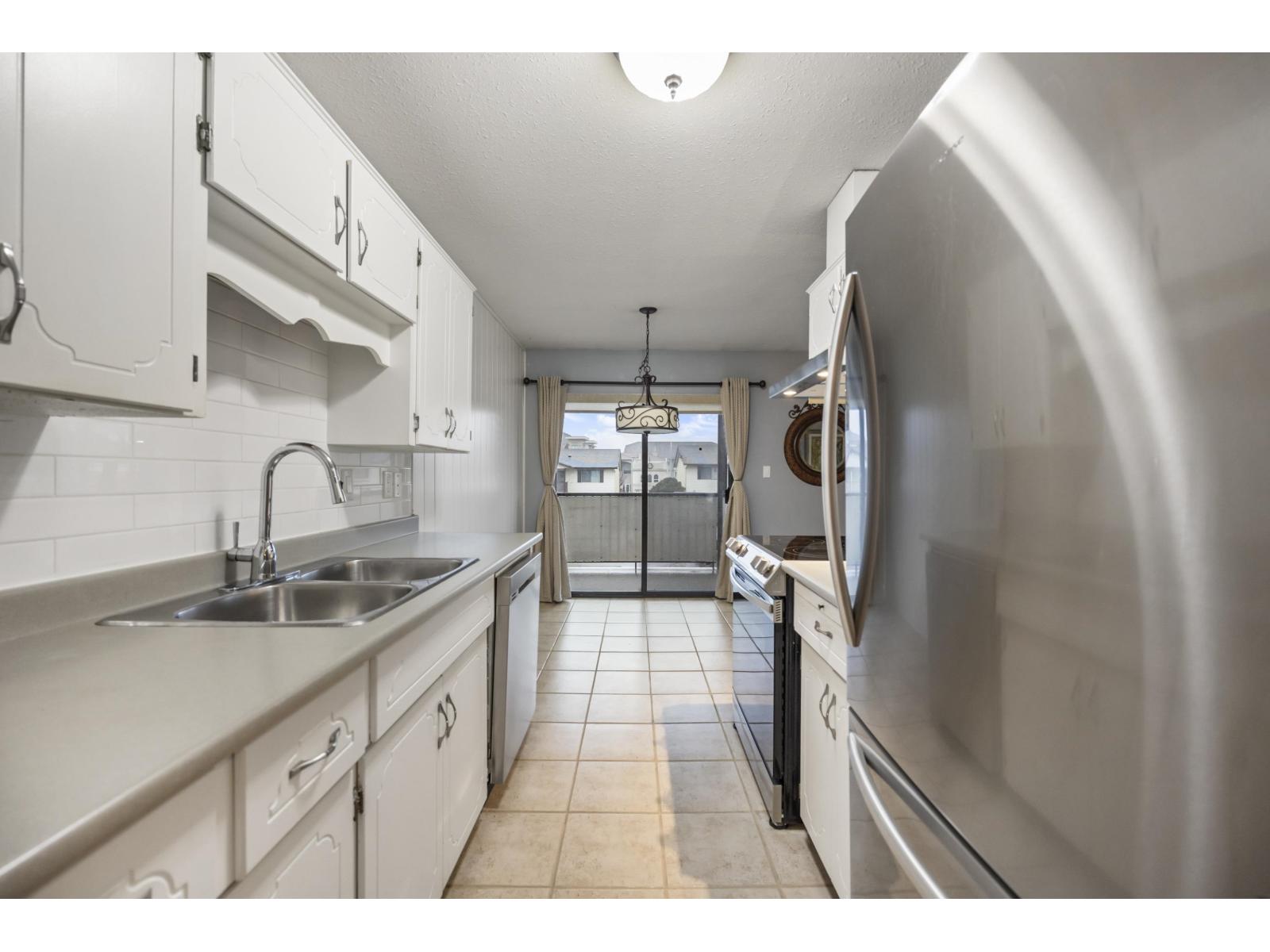 34 7455 HURON STREET, Sardis West Vedder, Chilliwack