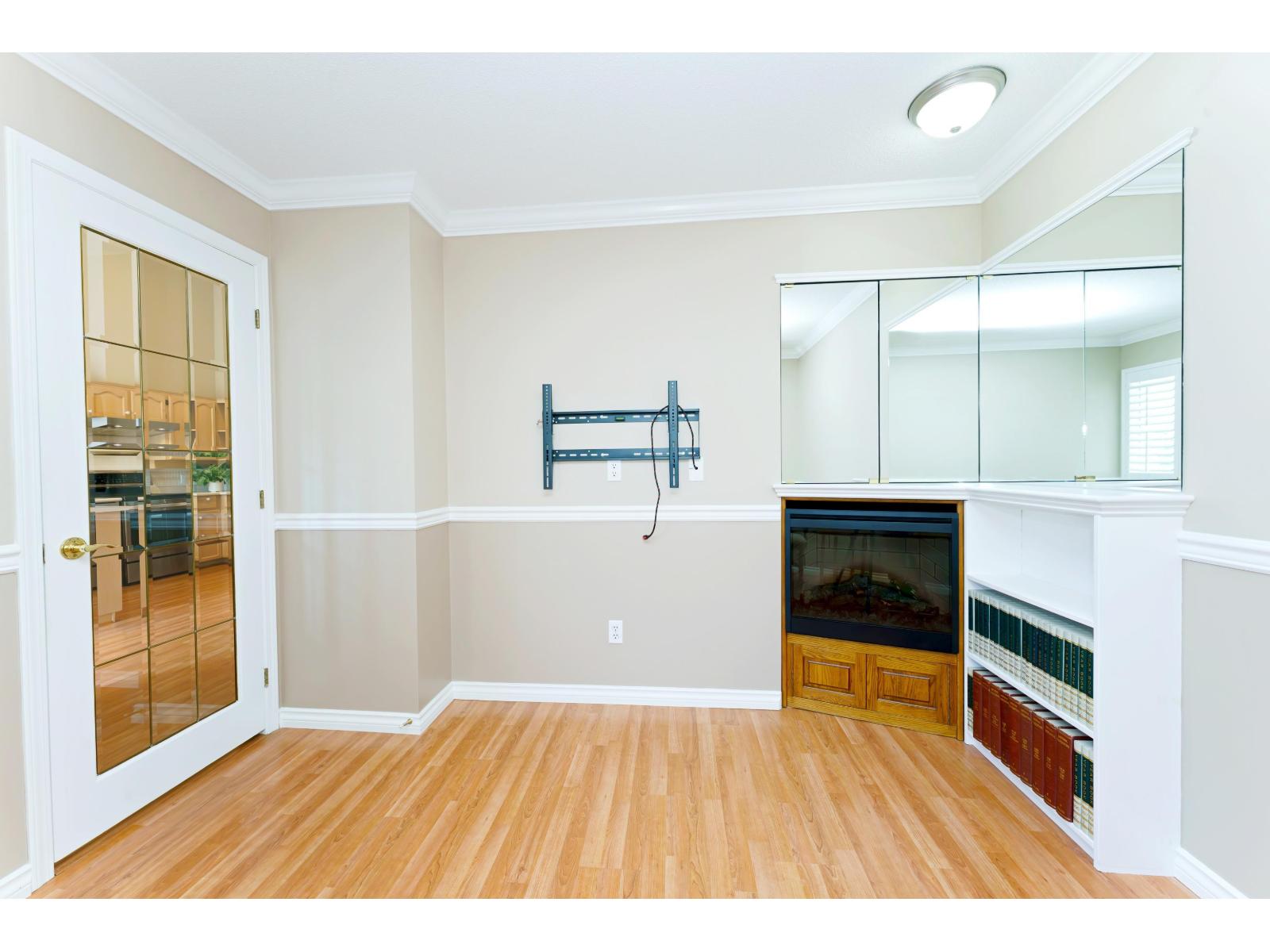 47 9012 WALNUT GROVE DRIVE, Langley