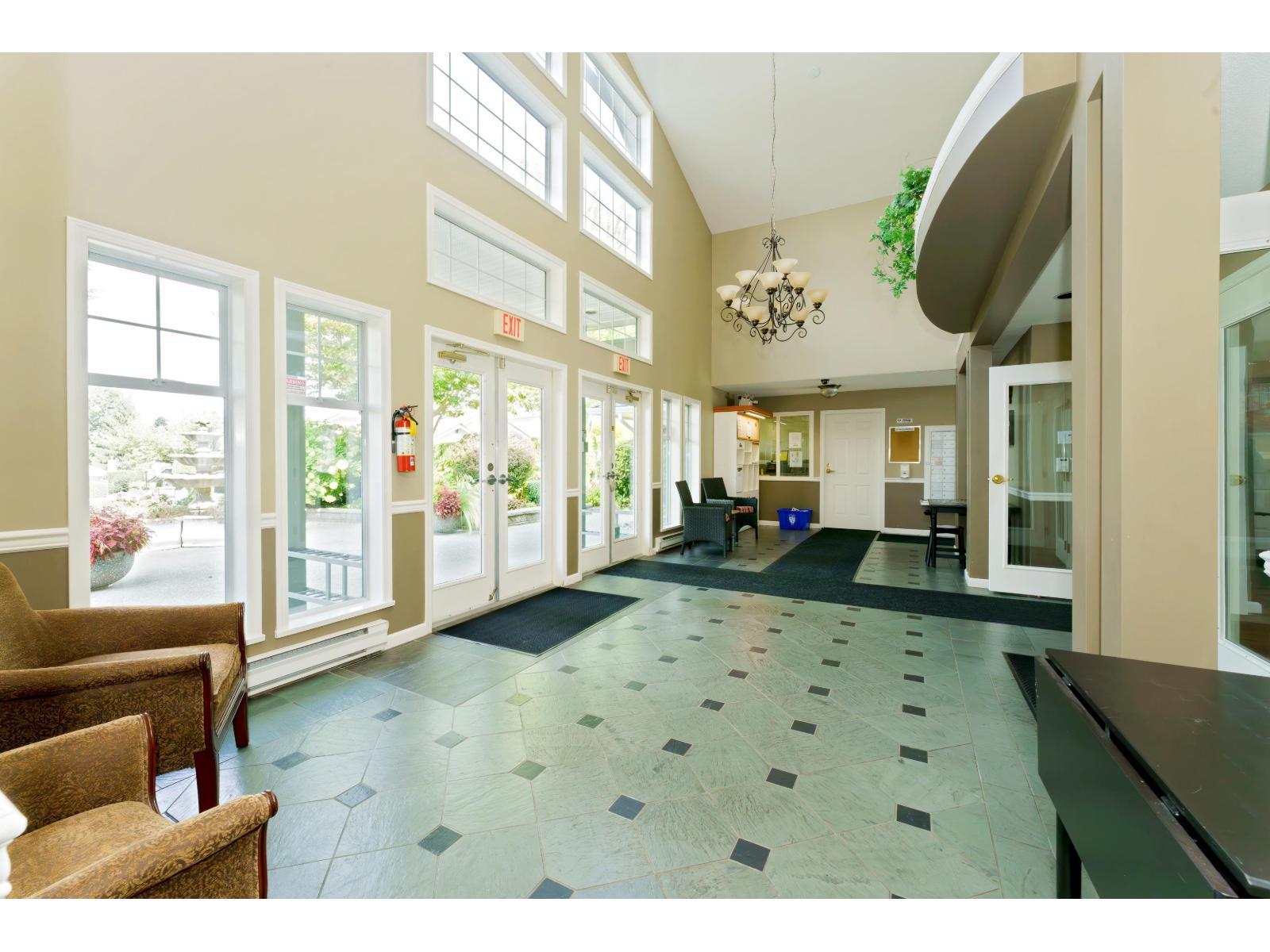 47 9012 WALNUT GROVE DRIVE, Langley