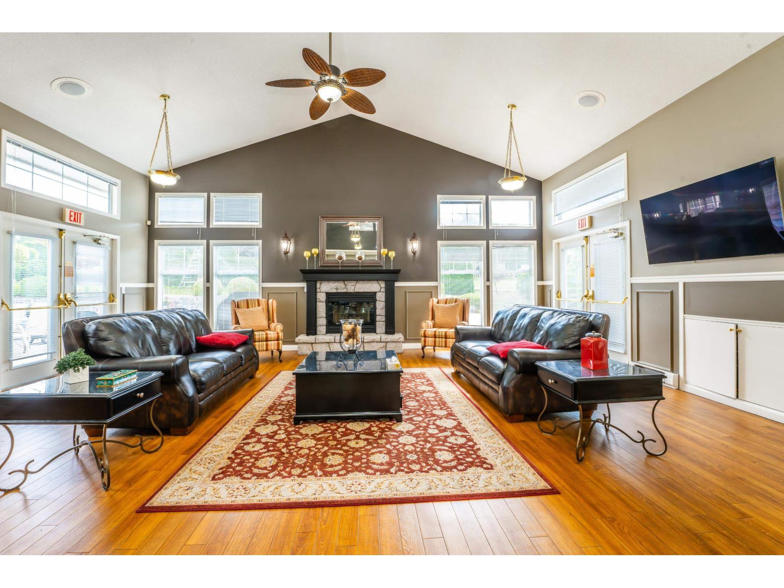 47 9012 WALNUT GROVE DRIVE, Langley