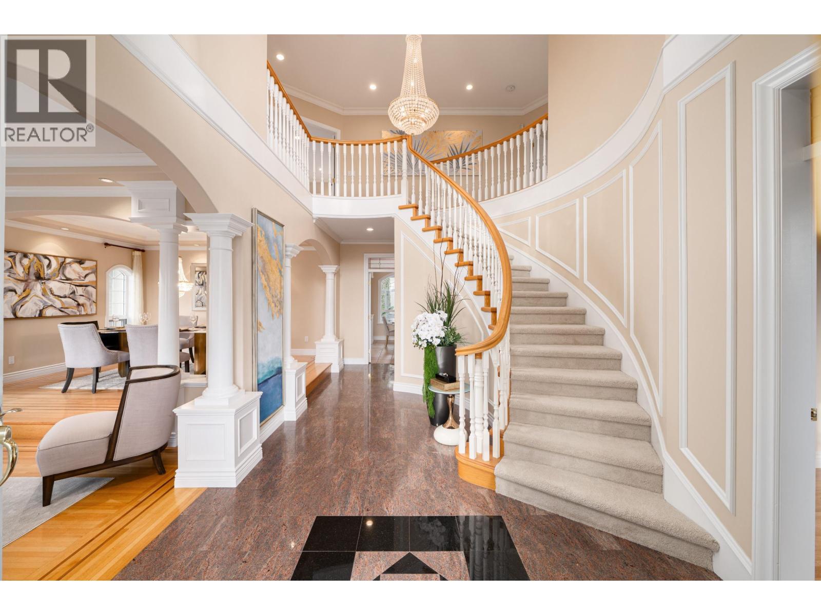 6111 KITCHENER STREET, Burnaby