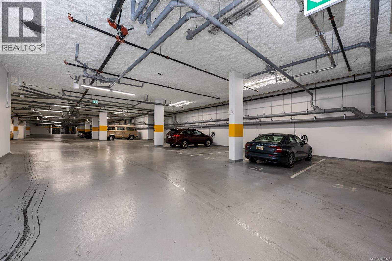 411 3564A Ryder Hesjedal Way, Colwood