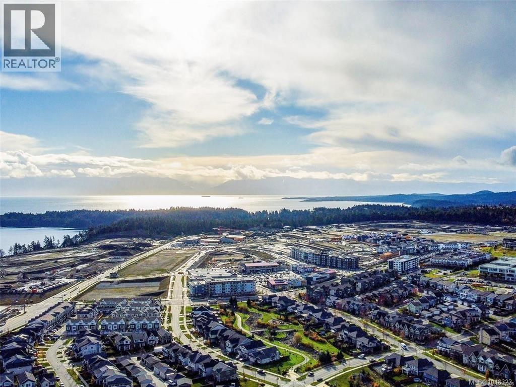 411 3564A Ryder Hesjedal Way, Colwood