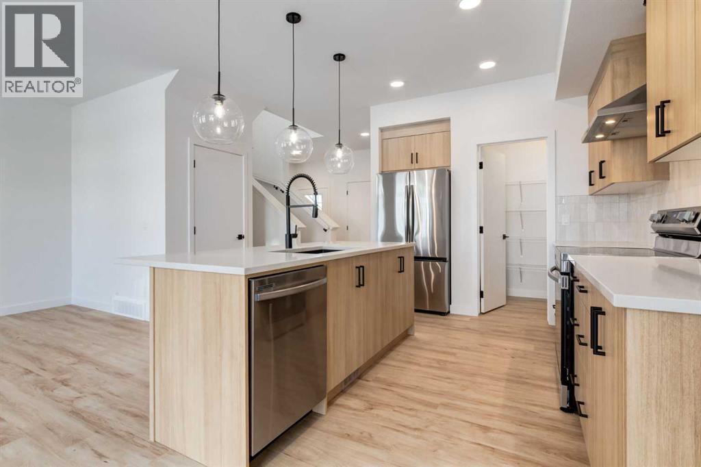 Single Family House for Sale in  Heartwood Park SE Rangeview Calgary 