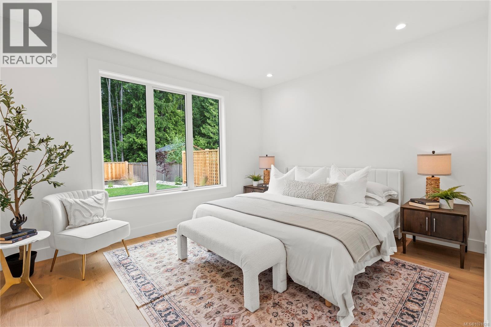 504 Juniper Dr, Qualicum Beach