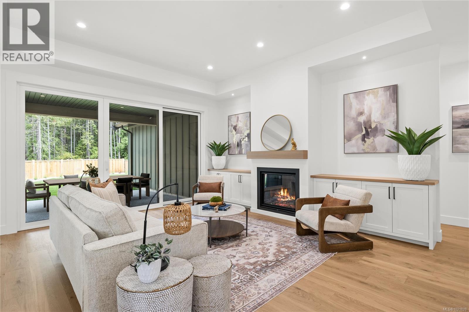 504 Juniper Dr, Qualicum Beach