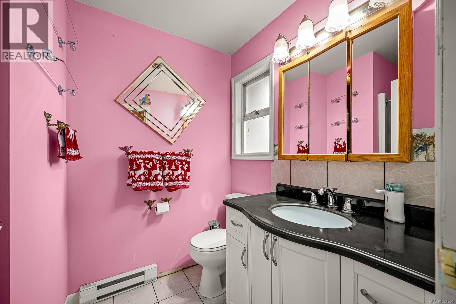 2316B Willemar Ave, Courtenay